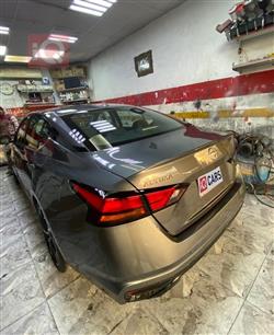 نيسان ألتيما